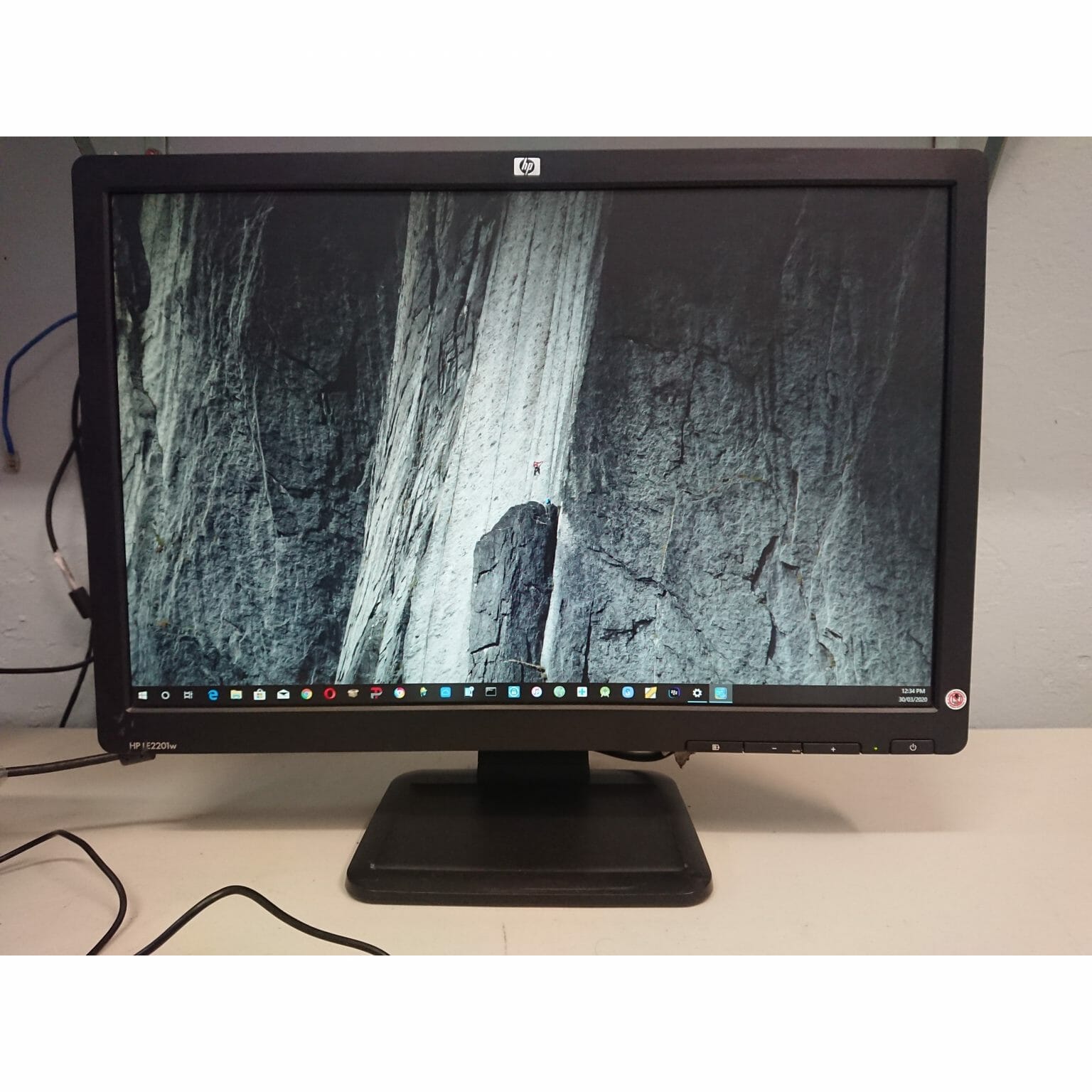 HP LE2201w 22inch Widescreen LCD Monitor PC ROOM